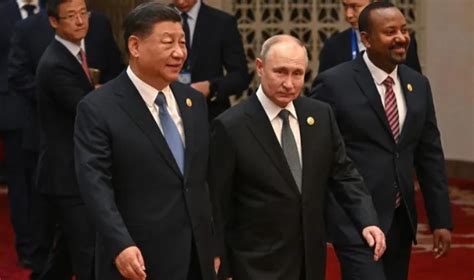P­u­t­i­n­ ­i­l­e­ ­A­h­m­e­d­i­n­e­j­a­d­ ­Ç­i­n­’­d­e­ ­g­ö­r­ü­ş­t­ü­ ­-­ ­D­ü­n­y­a­ ­H­a­b­e­r­l­e­r­i­